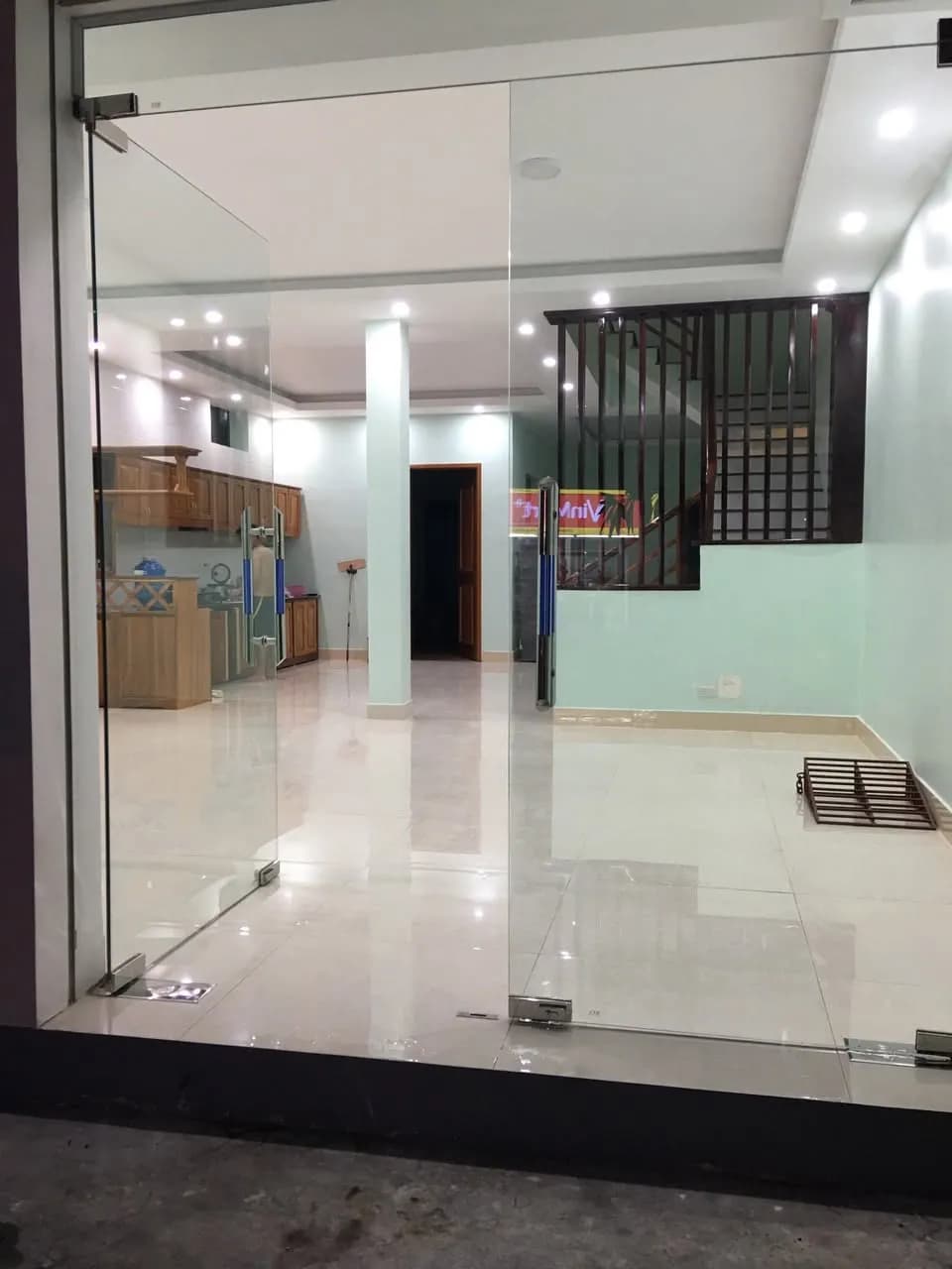 BÁN NHÀ MẶT ĐƯỜNG KINH DOANH - VÕ NGUYÊN HIẾN ( PHONG ĐÌNH CẢNG CŨ )- P. TRƯỜNG VINH