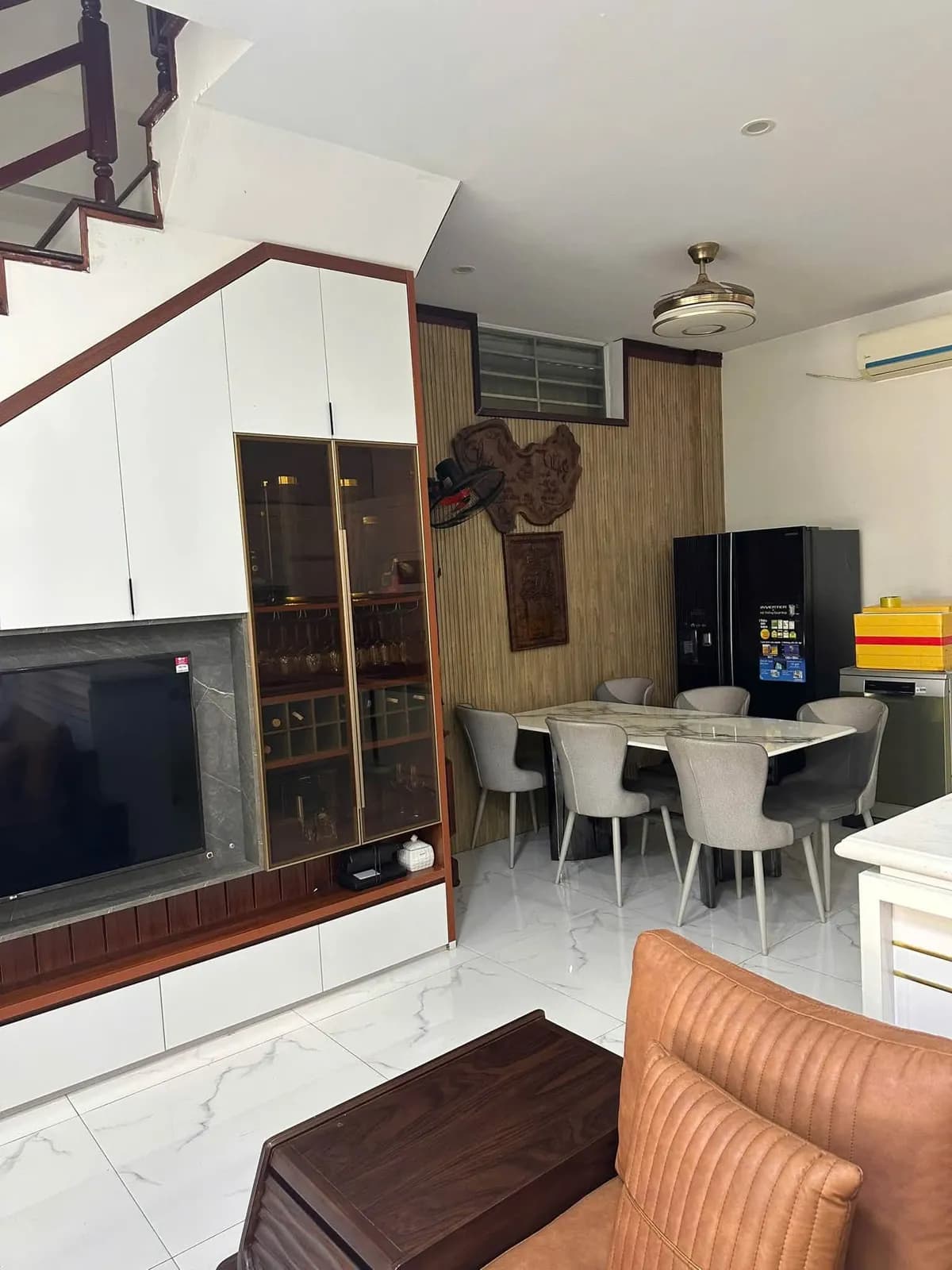 Bán nhà kinh doanh 4 tầng Phường Hà huy tập, tp Vinh