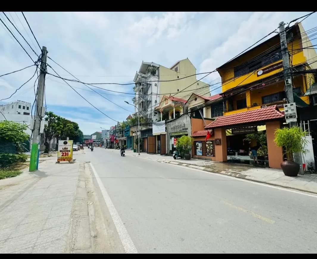 Bán nhà kinh doanh trung tâm tp Vinh