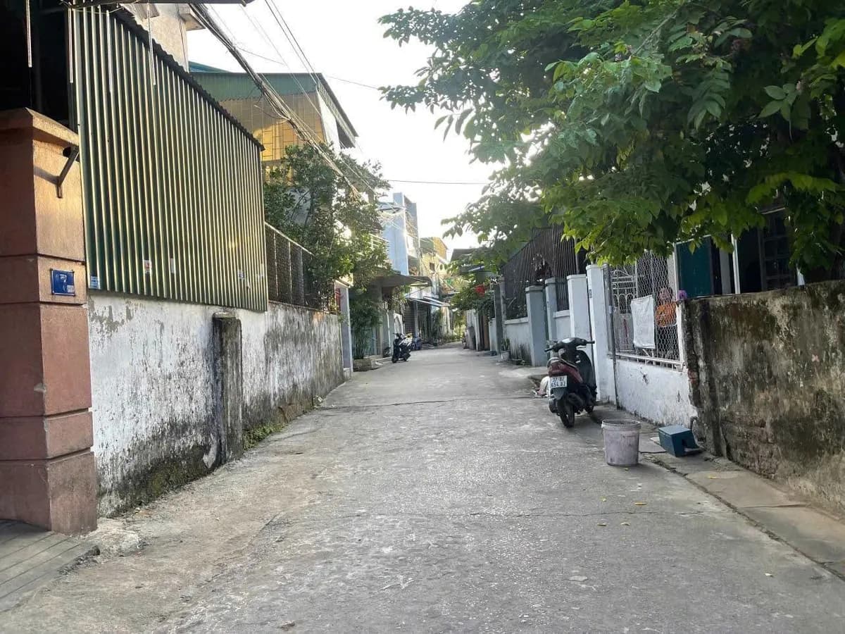 Bán Đất Đội cung, TP Vinh, Nghệ An cách Đường Đặng thái thân chỉ 300m. 