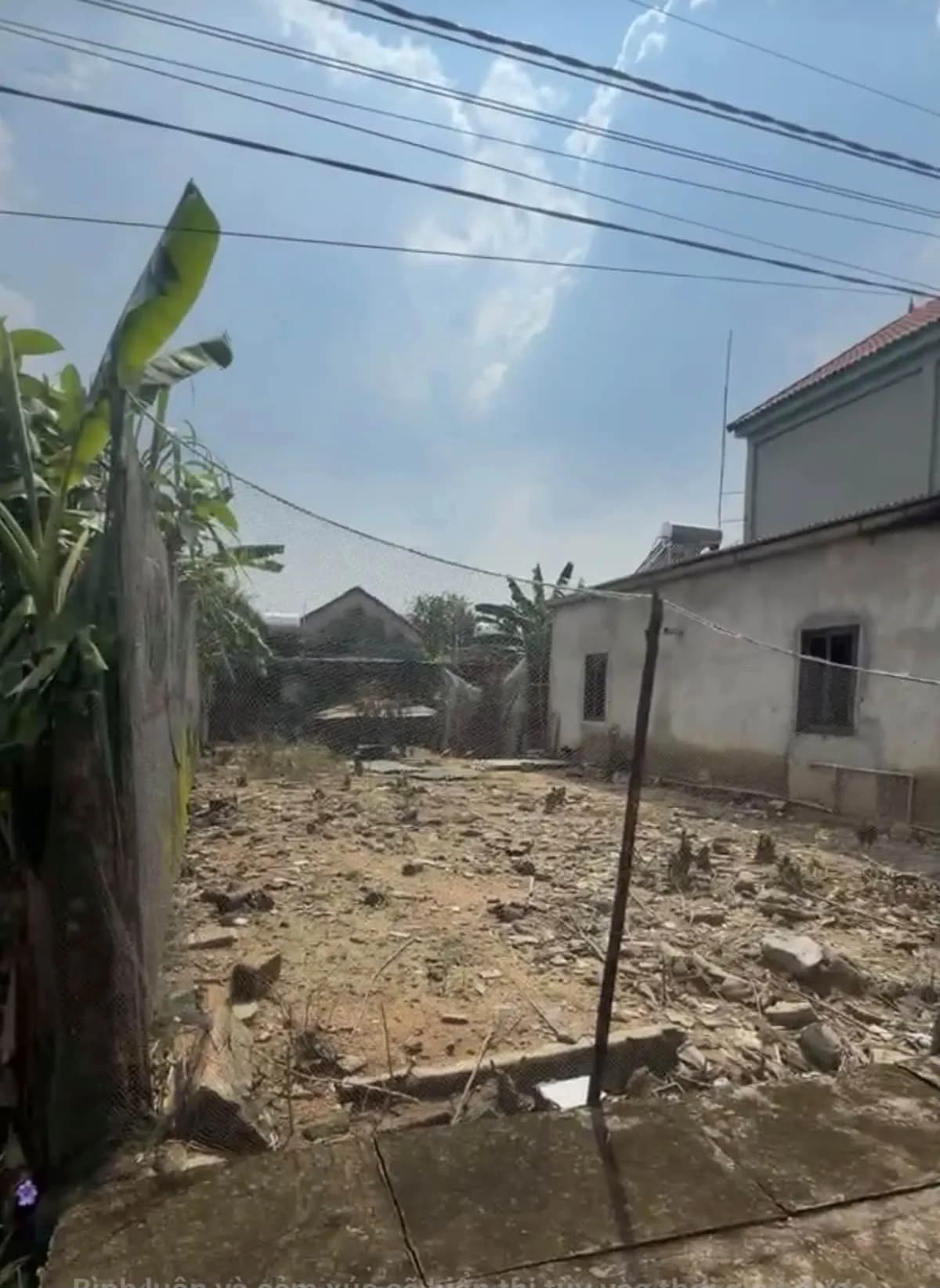 BÁN ĐẤT KIM LIÊN LÀNG SEN QUÊ BÁC — NAM ĐÀN 