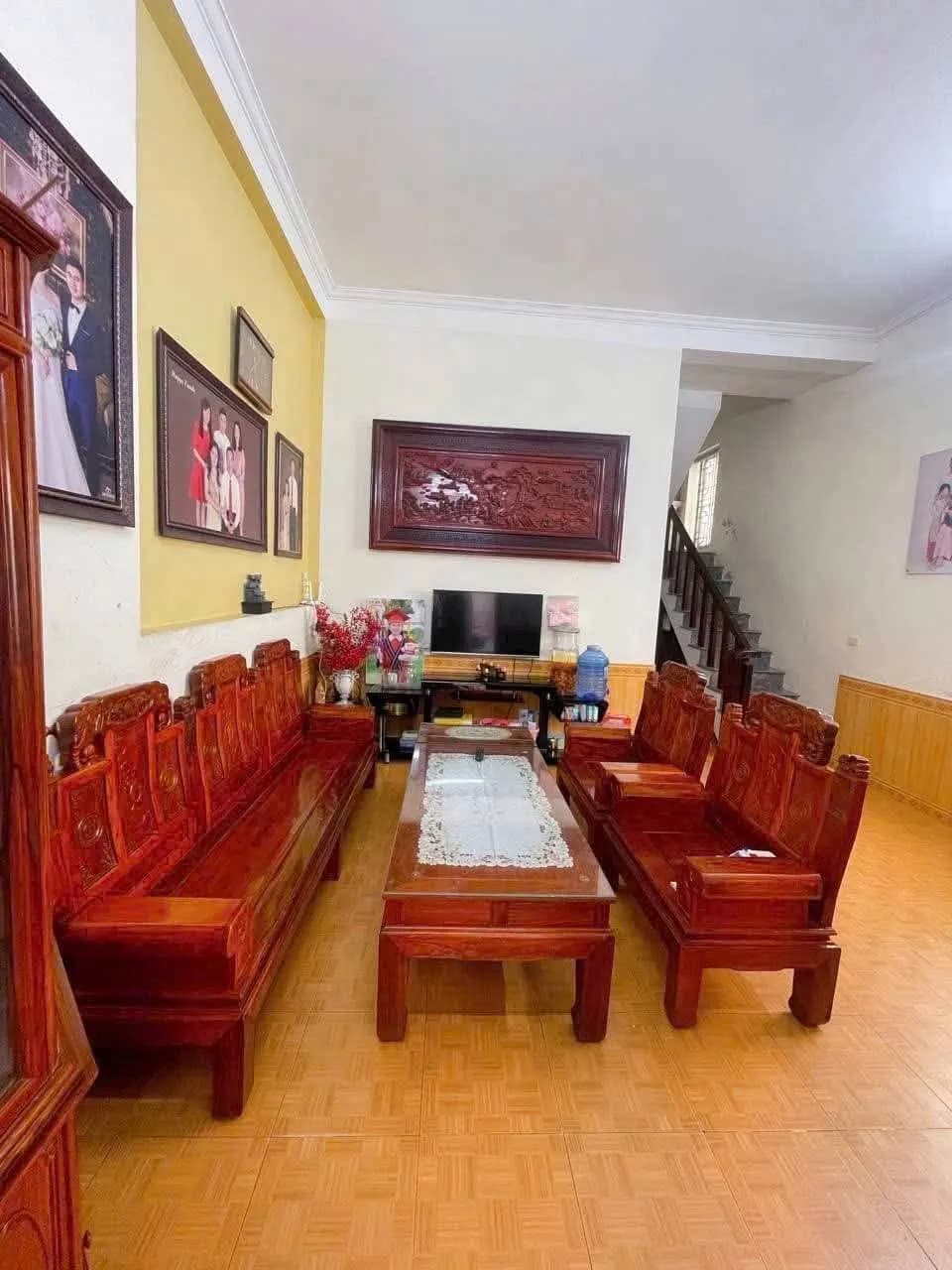 Bán nhà 2 tầng Phường Hà Huy Tập, Vinh, Nghệ An, 96m2, giá hơn 5 tỷ