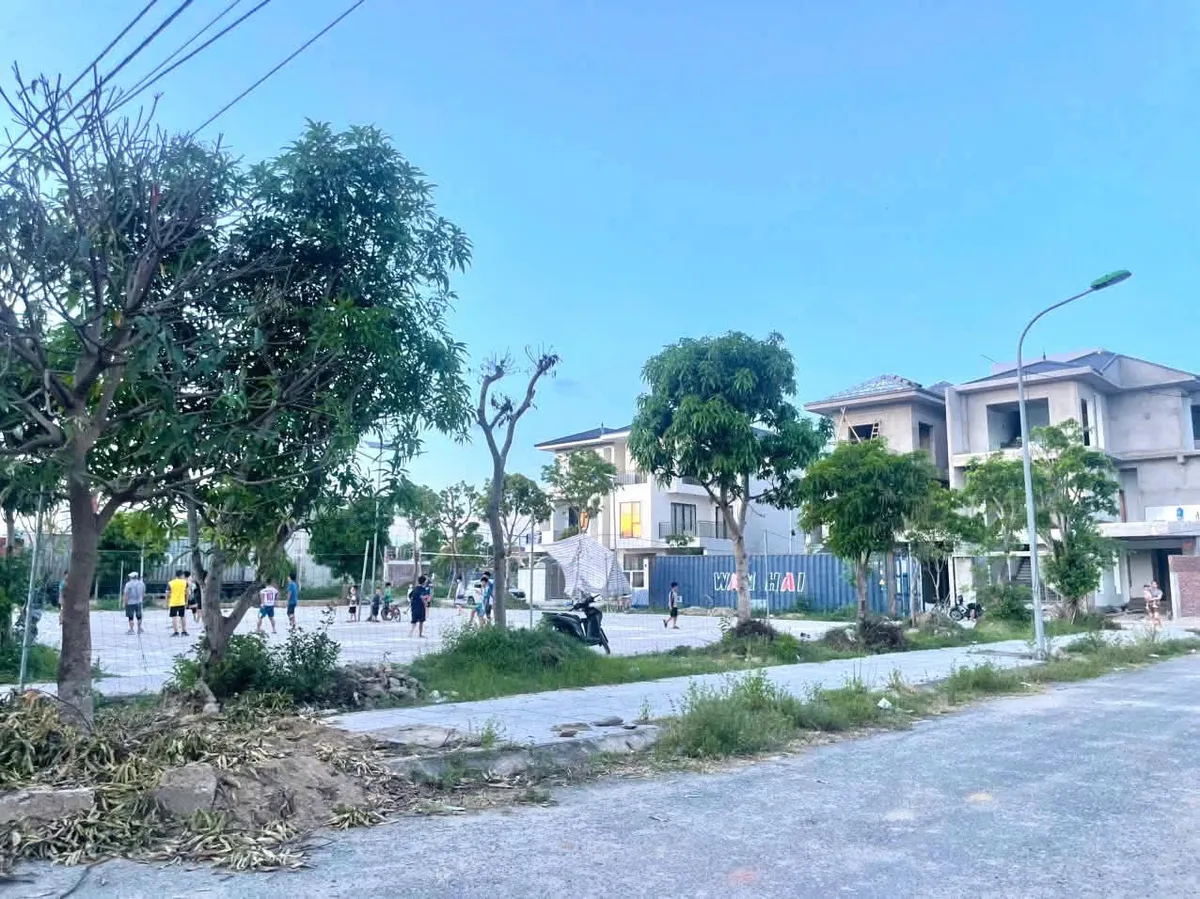 Bán 150m2 đất khối 16 Nghi Kim giá rẻ